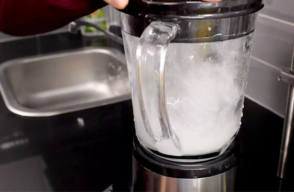 The Easiest Way to Clean Your Blender